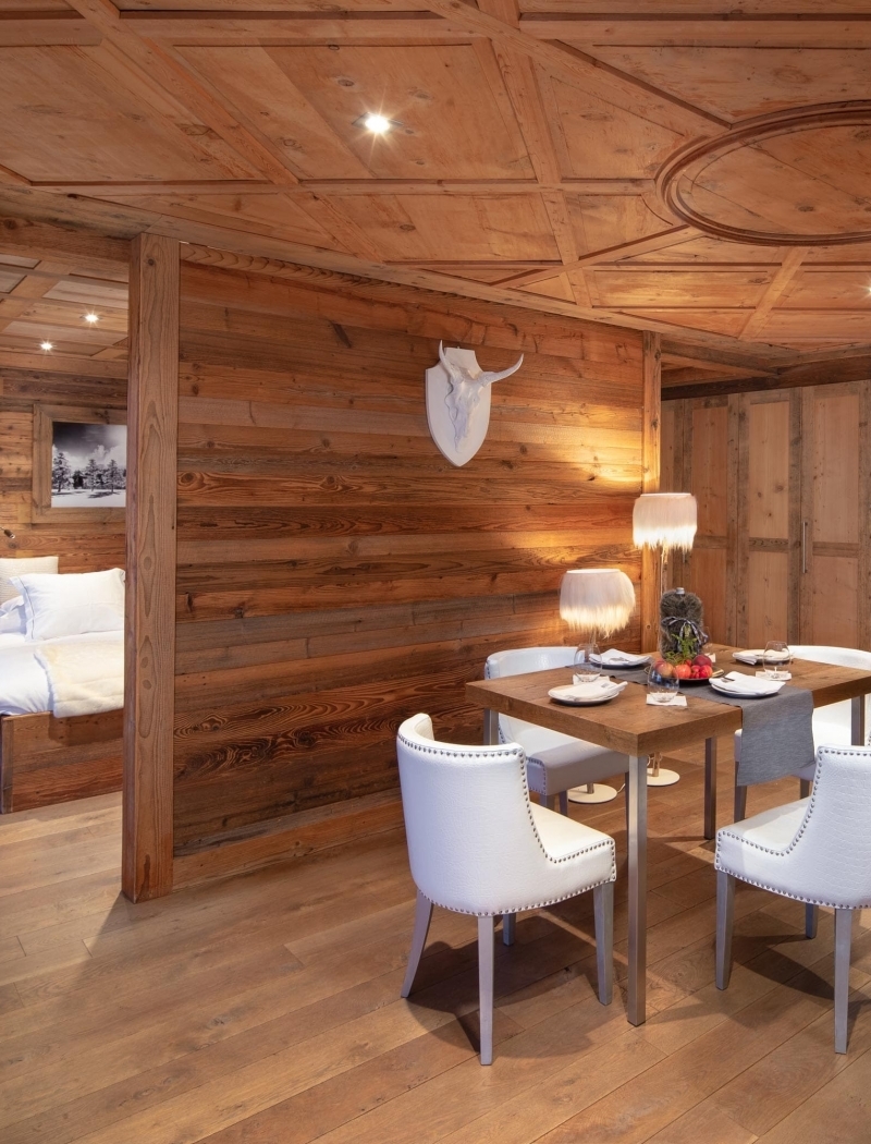 Eine elegante Suite, inspiriert vom Bergleben und der alpinen Lebensart.