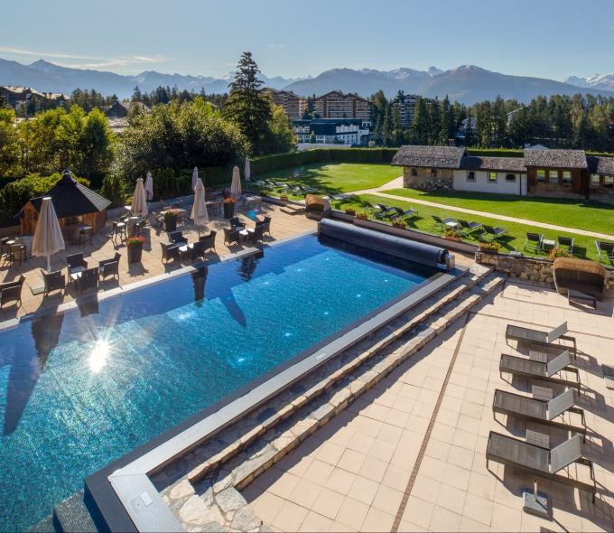Swimming-pool